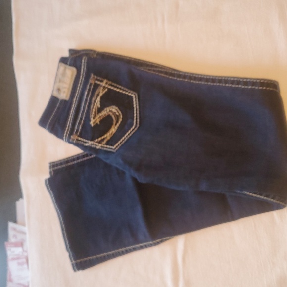 Silver Jeans Frances Flared Leg Sz. 28x33 Jeans - Picture 10 of 16